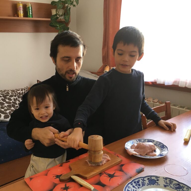 柯麥可　副教授